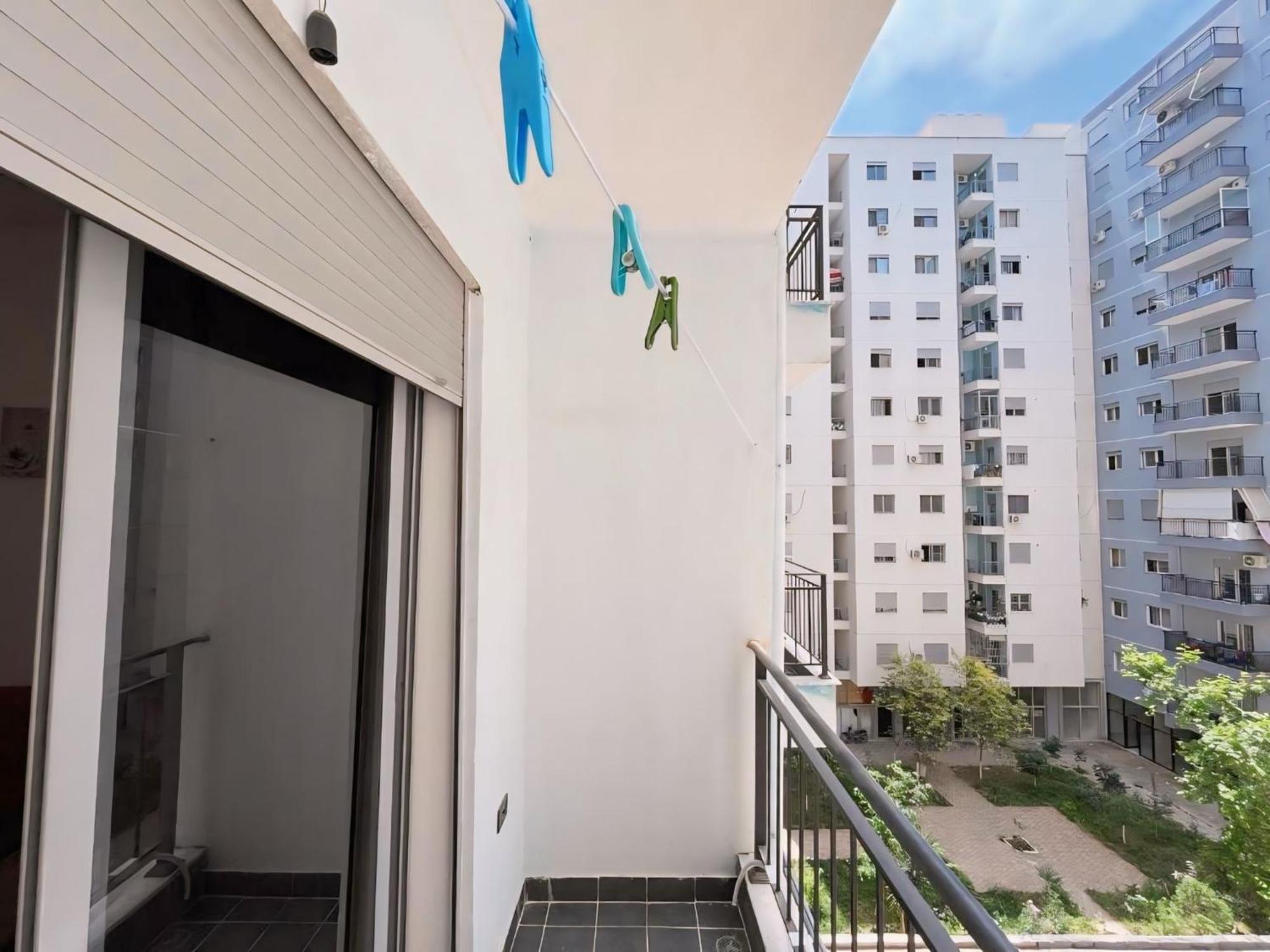 Gerald'S Central Apartments Vlore Exterior photo